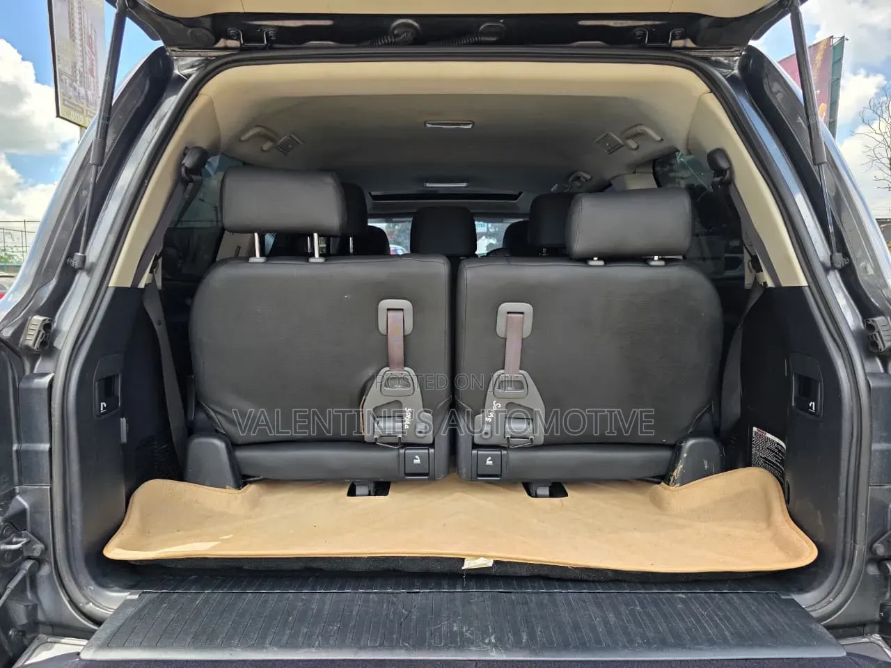 Toyota Land Cruiser Prado 2016 Gray