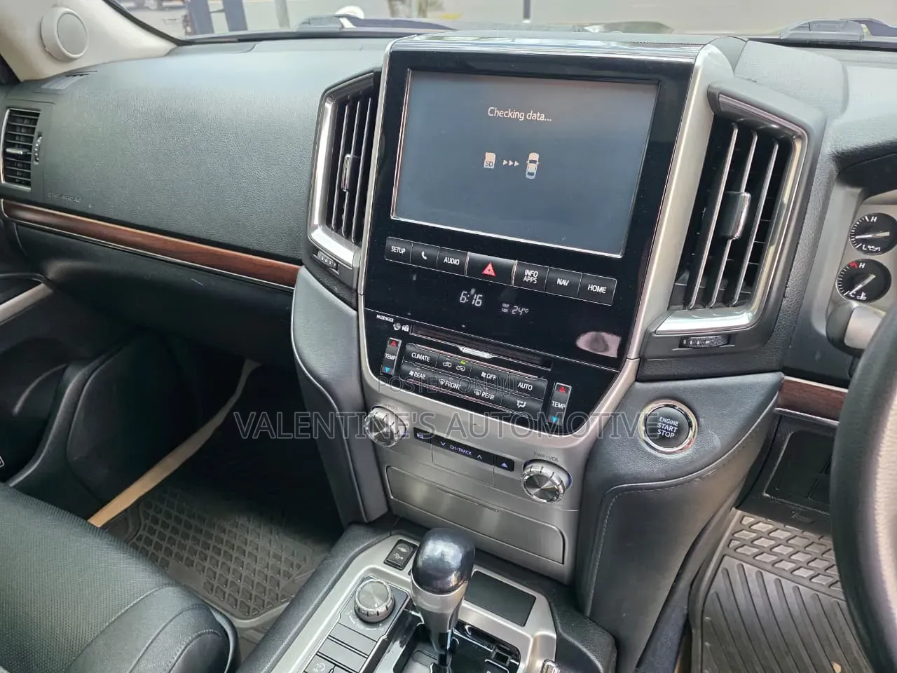 Toyota Land Cruiser Prado 2016 Gray