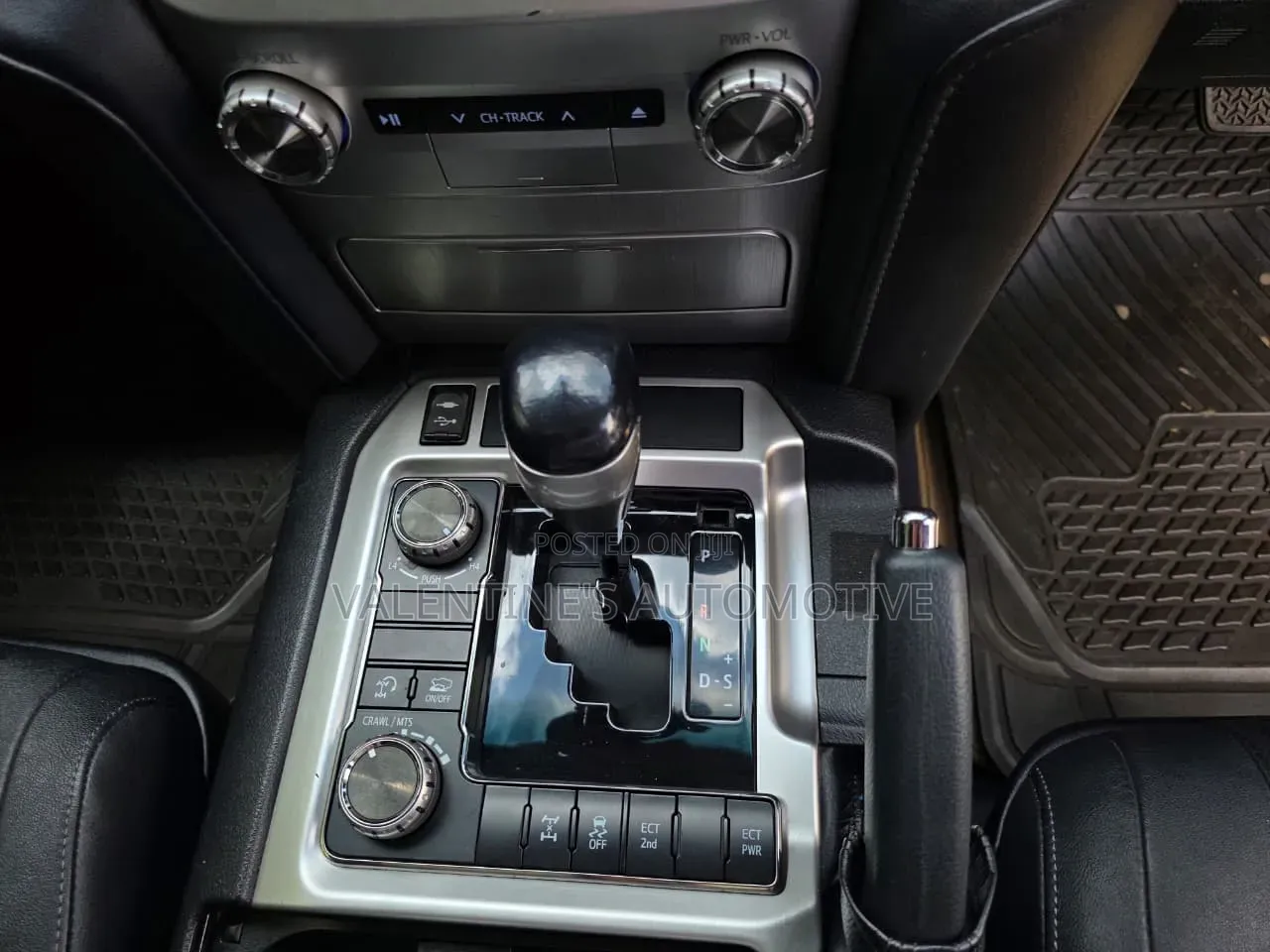 Toyota Land Cruiser Prado 2016 Gray