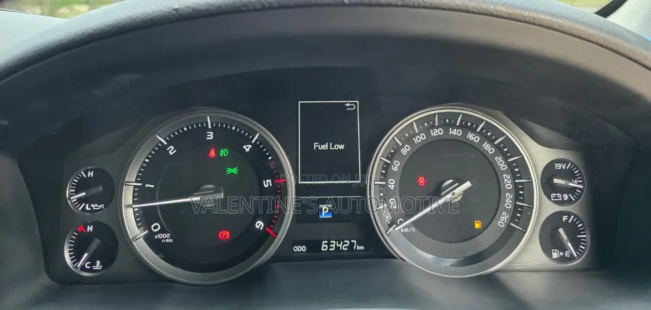 Toyota Land Cruiser Prado 2016 Gray