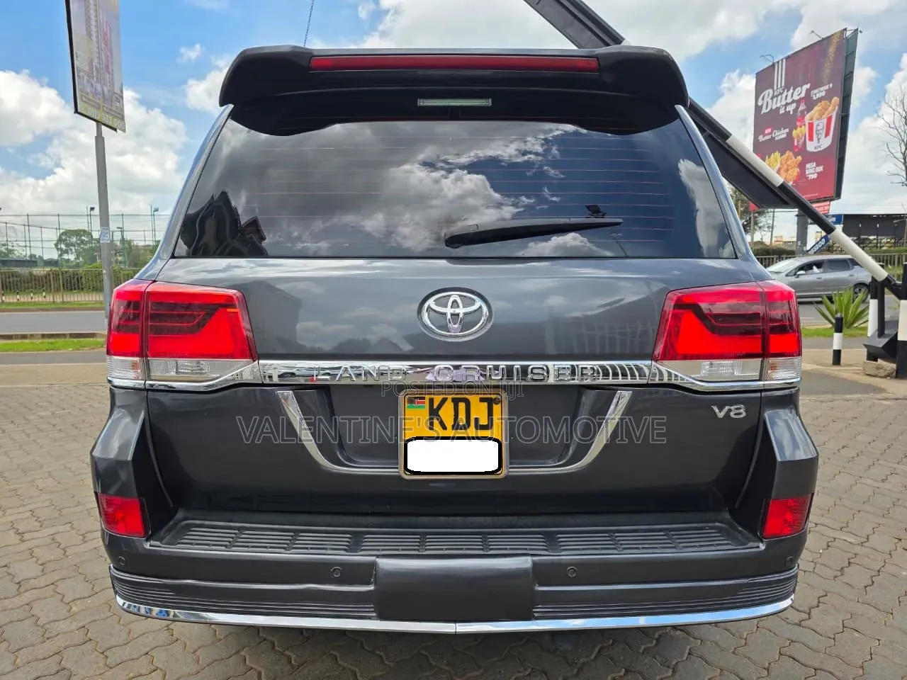Toyota Land Cruiser Prado 2016 Gray