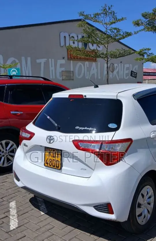Toyota Vitz 2018 White