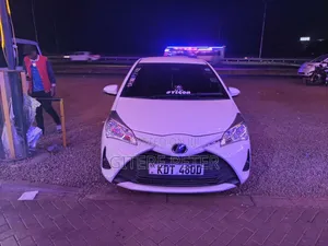 Toyota Vitz 2018 White