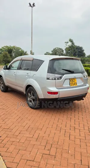 Mitsubishi Outlander 2007 Silver