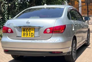 Nissan Bluebird 2008 Silver