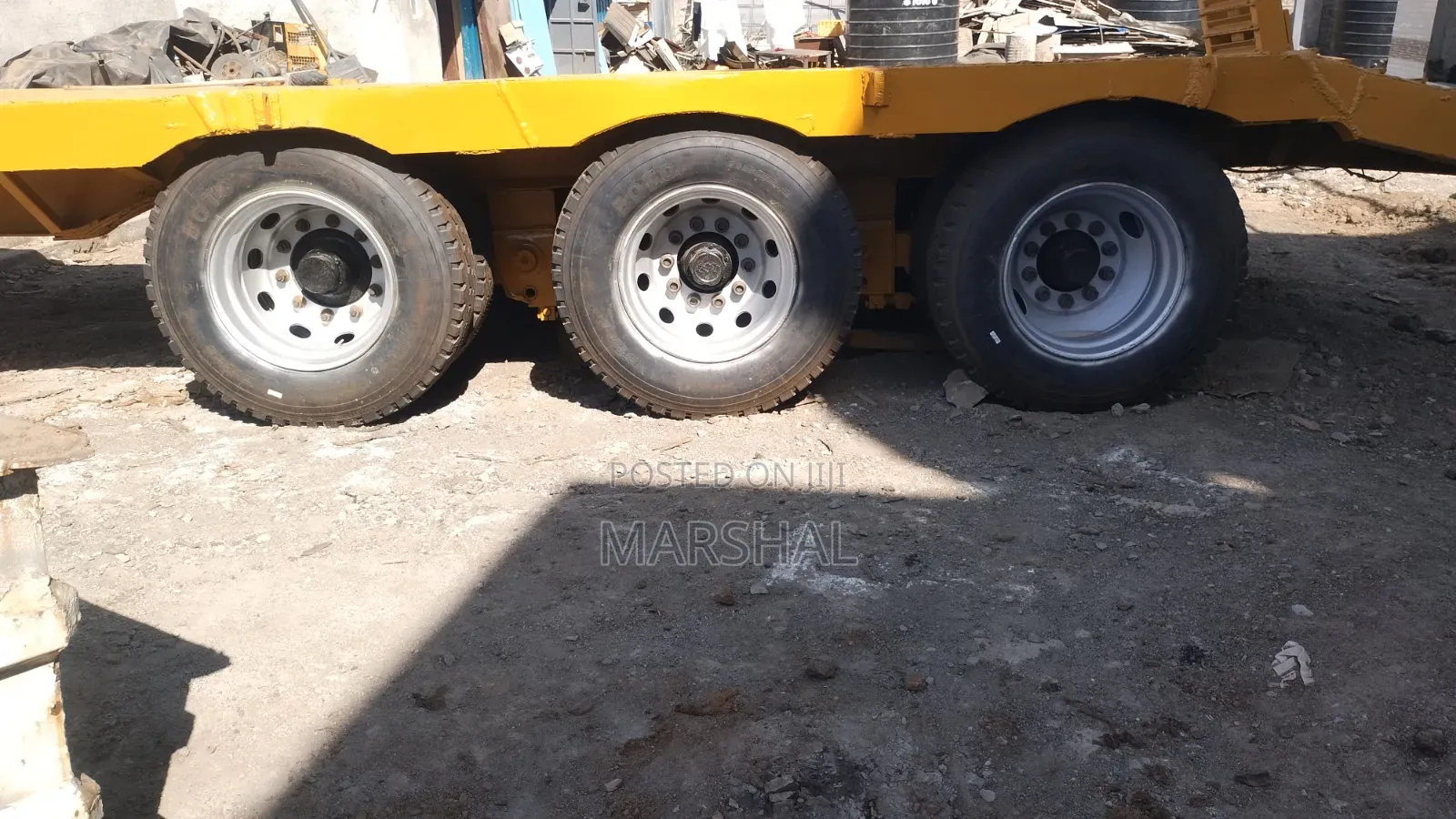 Lowloader 3axle zB