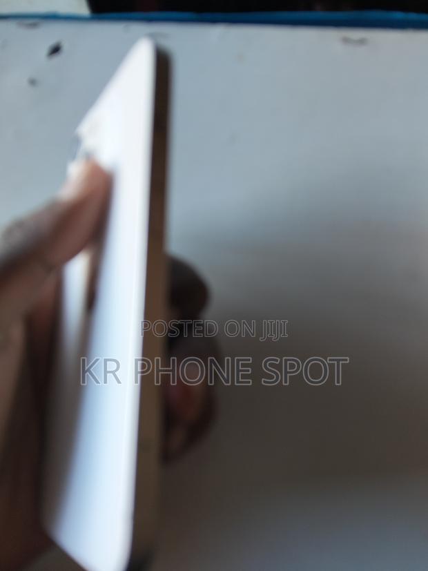 Apple iPhone 13 128 GB White - thumbnail 4