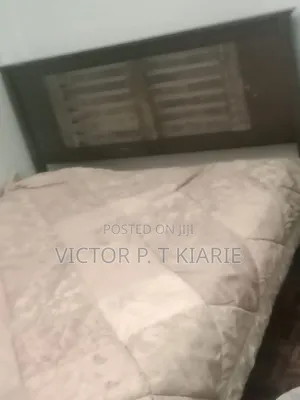 Bed 5by6 Wooden With Matresa