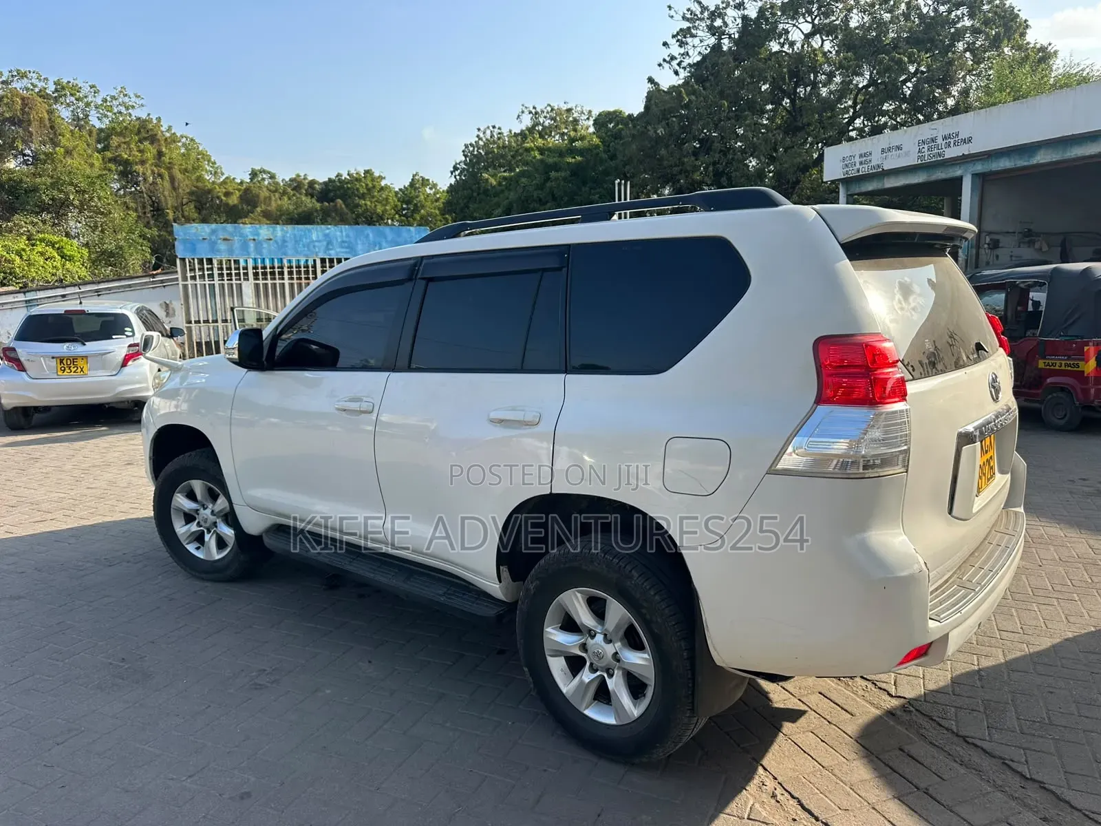 Self Drive and Chauffered Car Hire Services