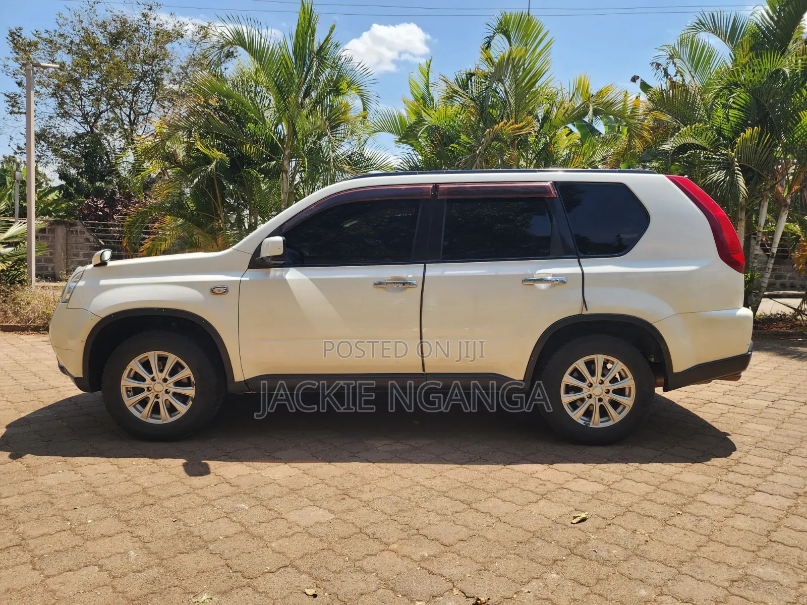 Nissan X-Trail 2013 White