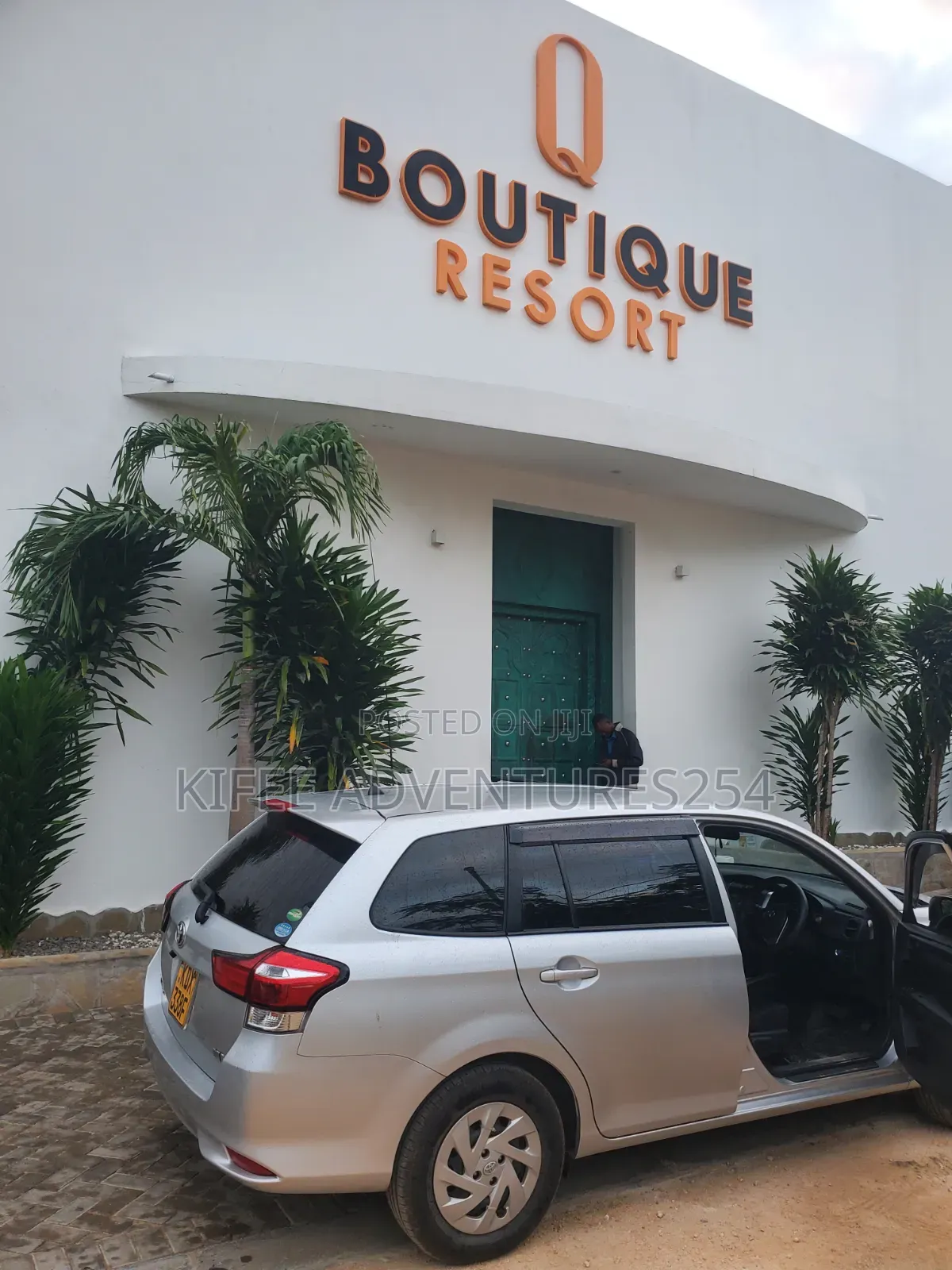 Self Drive and Chauffered Car Hire Services