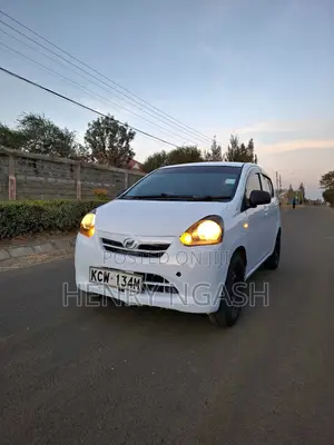 Daihatsu Mira 2012 Pearl