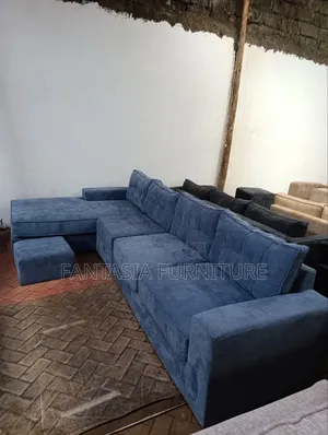 7-Seater L-Shaped Blue Sofa for Sale in Kilimani/Nairobi