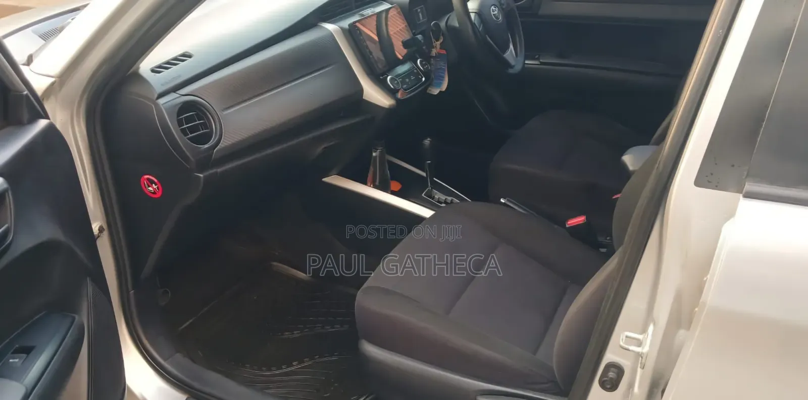 Toyota Corolla Fielder 2014 Silver