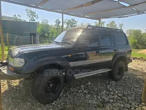 Toyota Land Cruiser 90 3.0 D 1996 Green