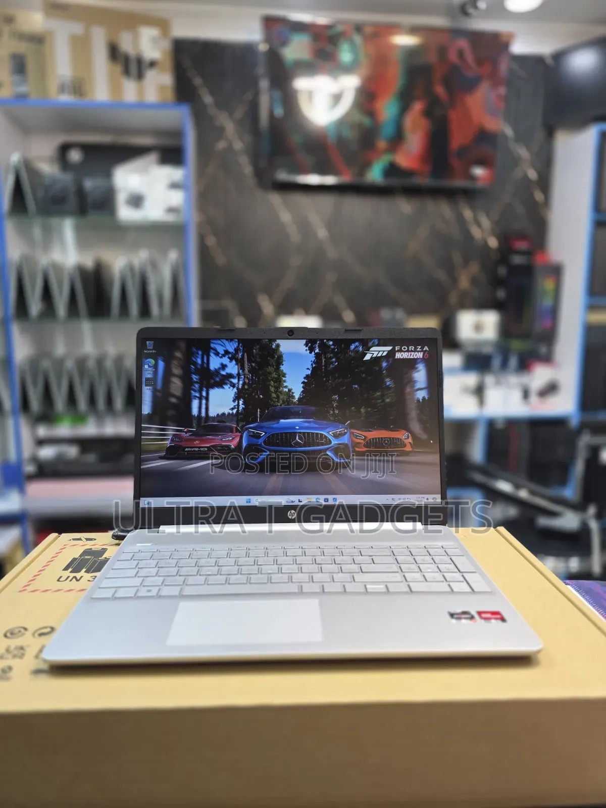 New Laptop HP 15s 8GB AMD Ryzen 7 SSD 512GB