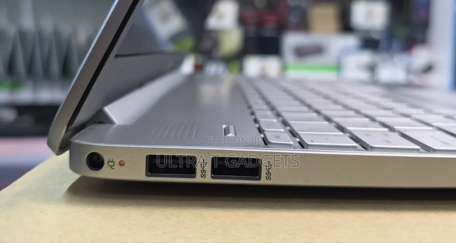 New Laptop HP 15s 8GB AMD Ryzen 7 SSD 512GB