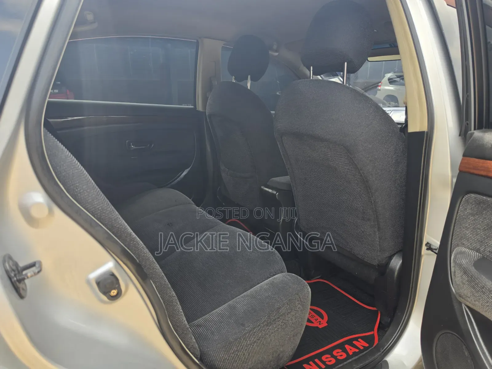 Nissan Bluebird 2012 Silver