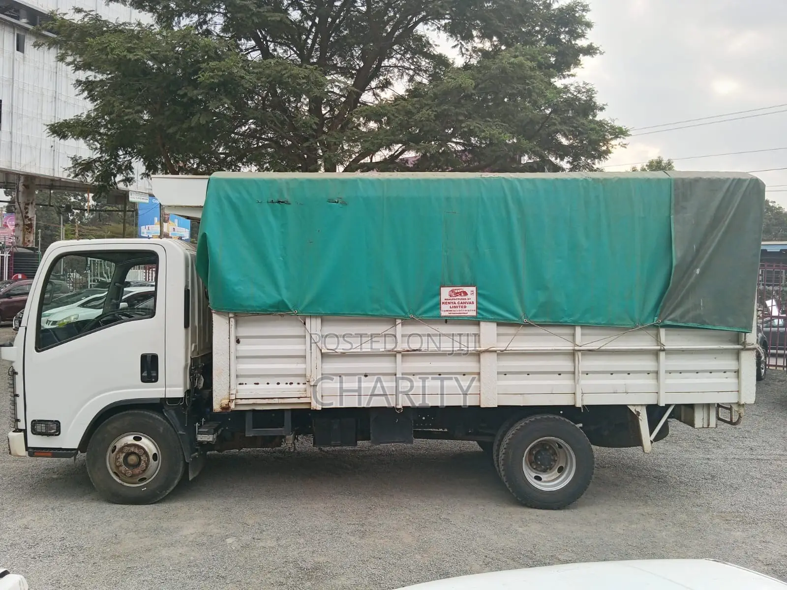 Isuzu NMR Yom 2022