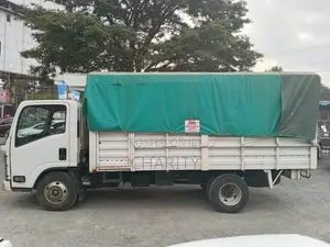 Isuzu NMR Yom 2022