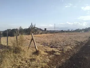 50* by 100* Kanyagia Mweiga Nyeri