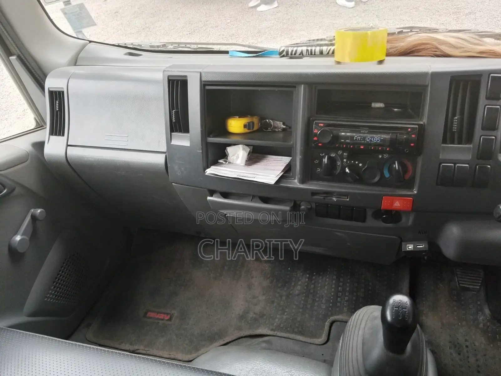 Isuzu NMR Yom 2022