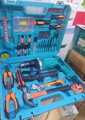 Makita Drill Set