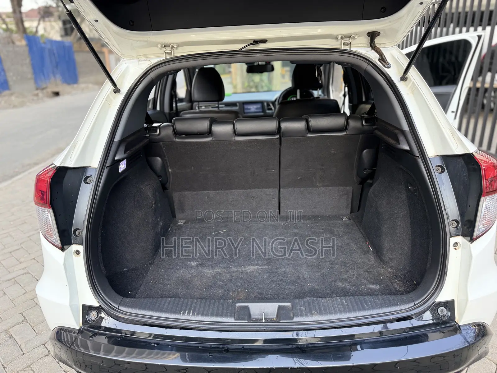 Honda Vezel 2018 White