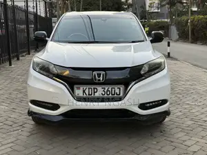 Honda Vezel 2018 White