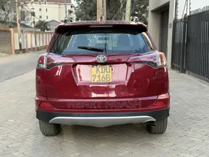 Toyota RAV4 2018 Red