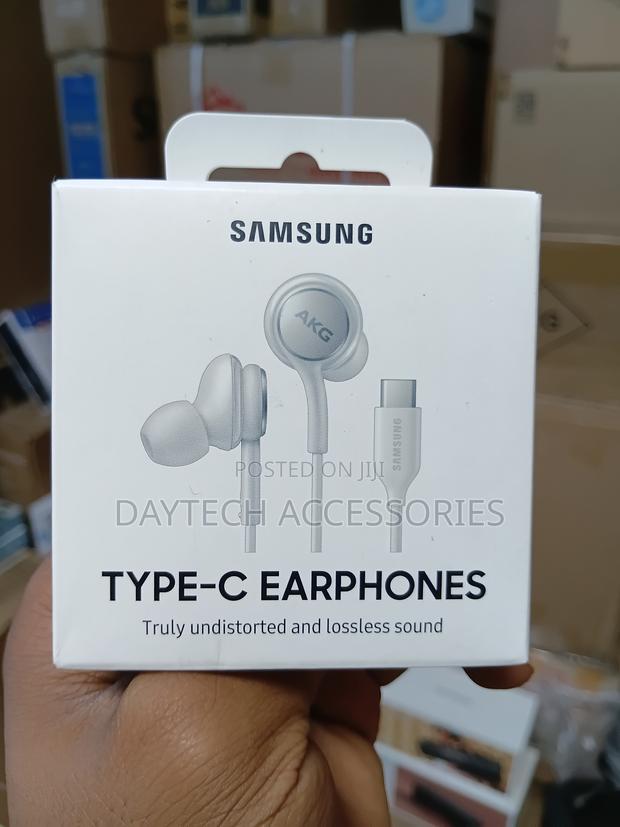 Samsung AKG in-Ear Earbuds (USB-C Connector)