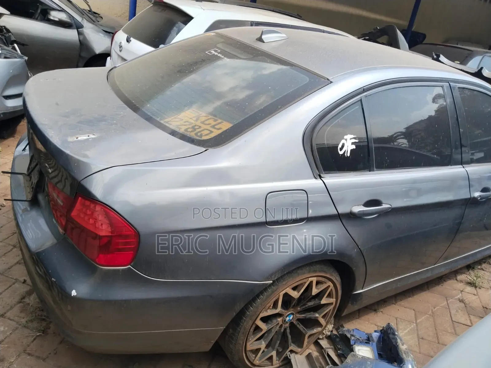 BMW 320i 2010 Gray