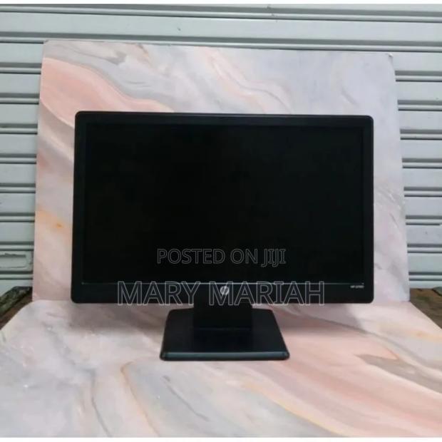 HP Display Monitors 19inches - main view