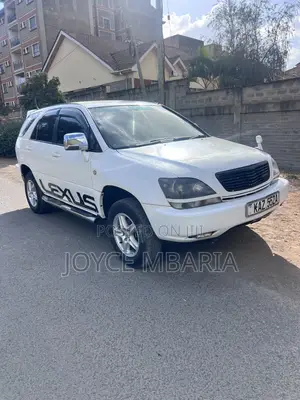 Toyota Harrier 2006 White