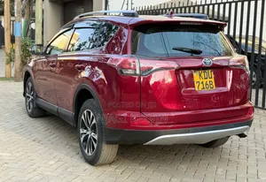 Toyota RAV4 2018 Red