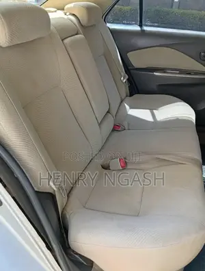 Toyota Belta 2009 Silver