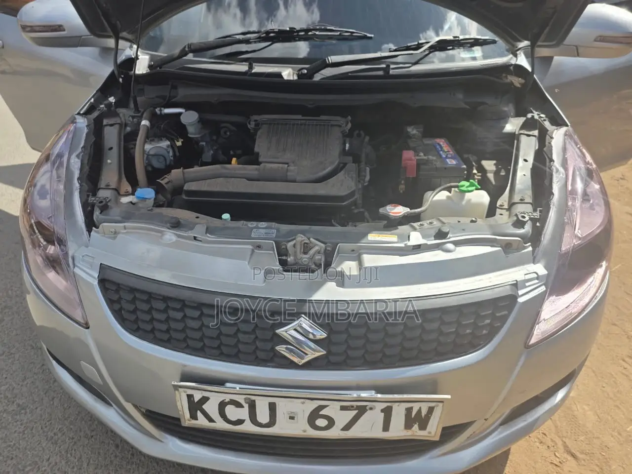 Suzuki Swift 2012 Gray
