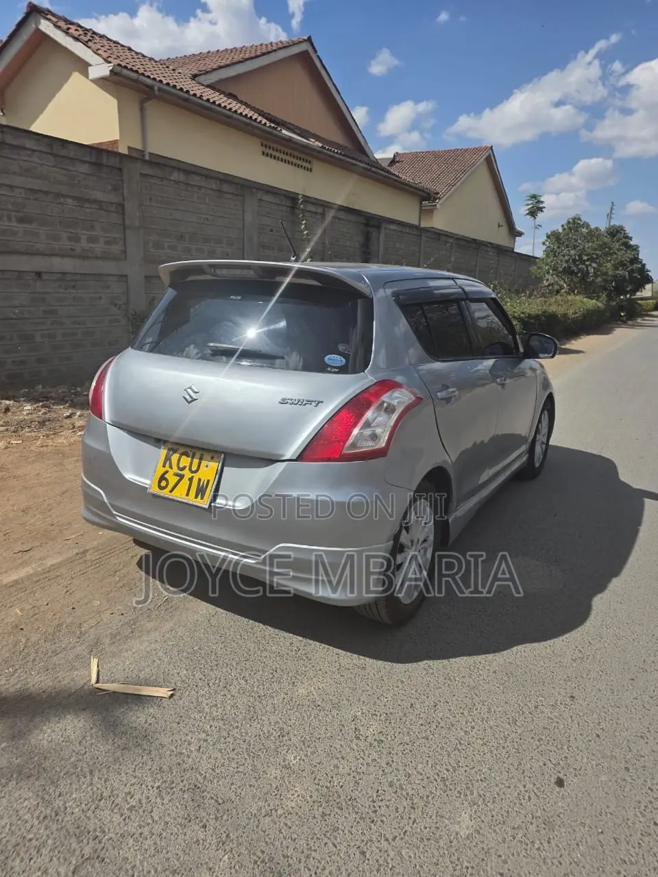 Suzuki Swift 2012 Gray