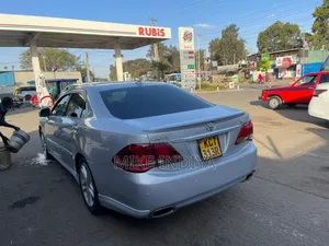 Toyota Crown 2012 Silver