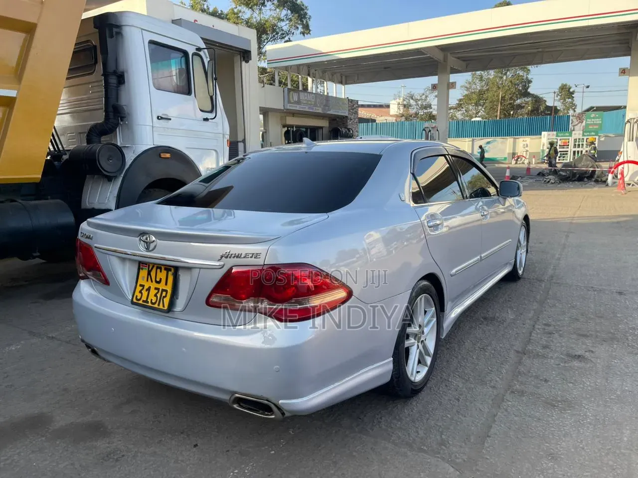 Toyota Crown 2012 Silver