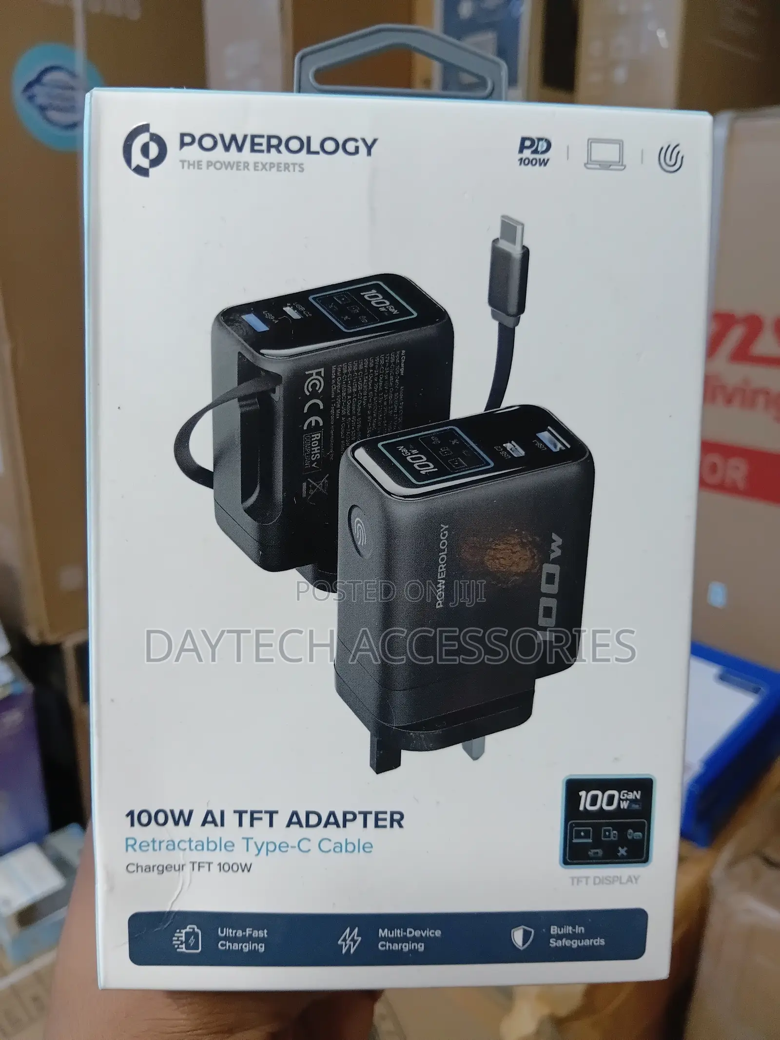 Powerology 100W TFT Adaptor With Retractable Cable 1C & 1A - Black