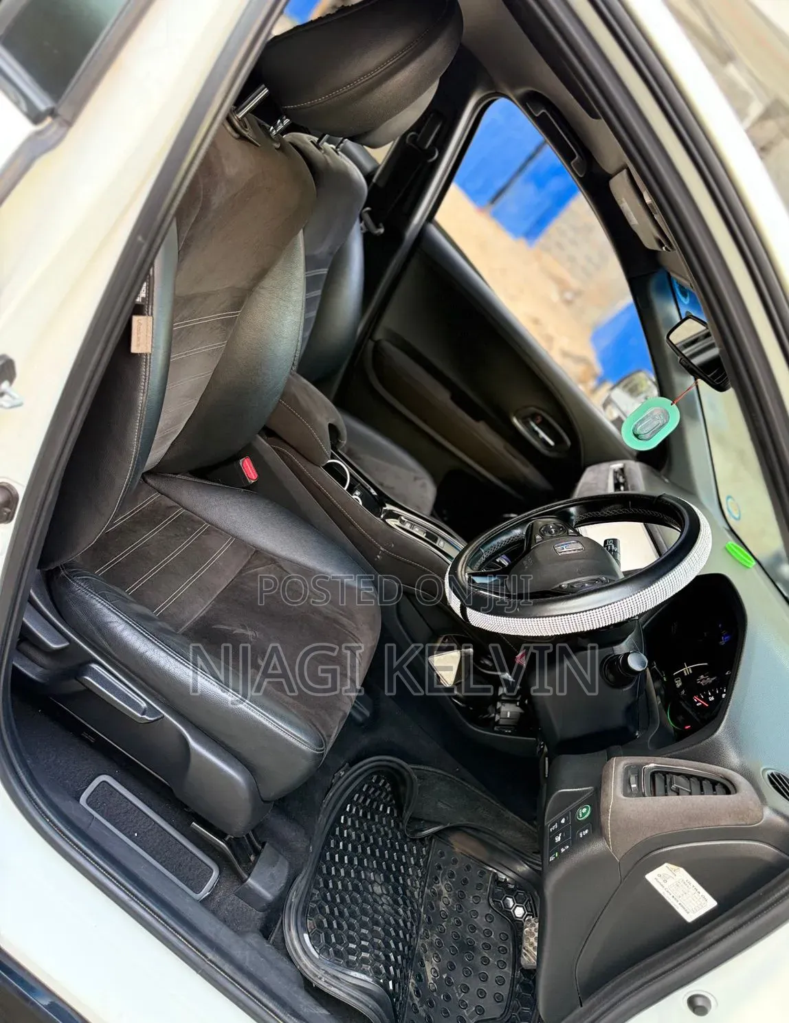 Honda Vezel 2018 Pearl
