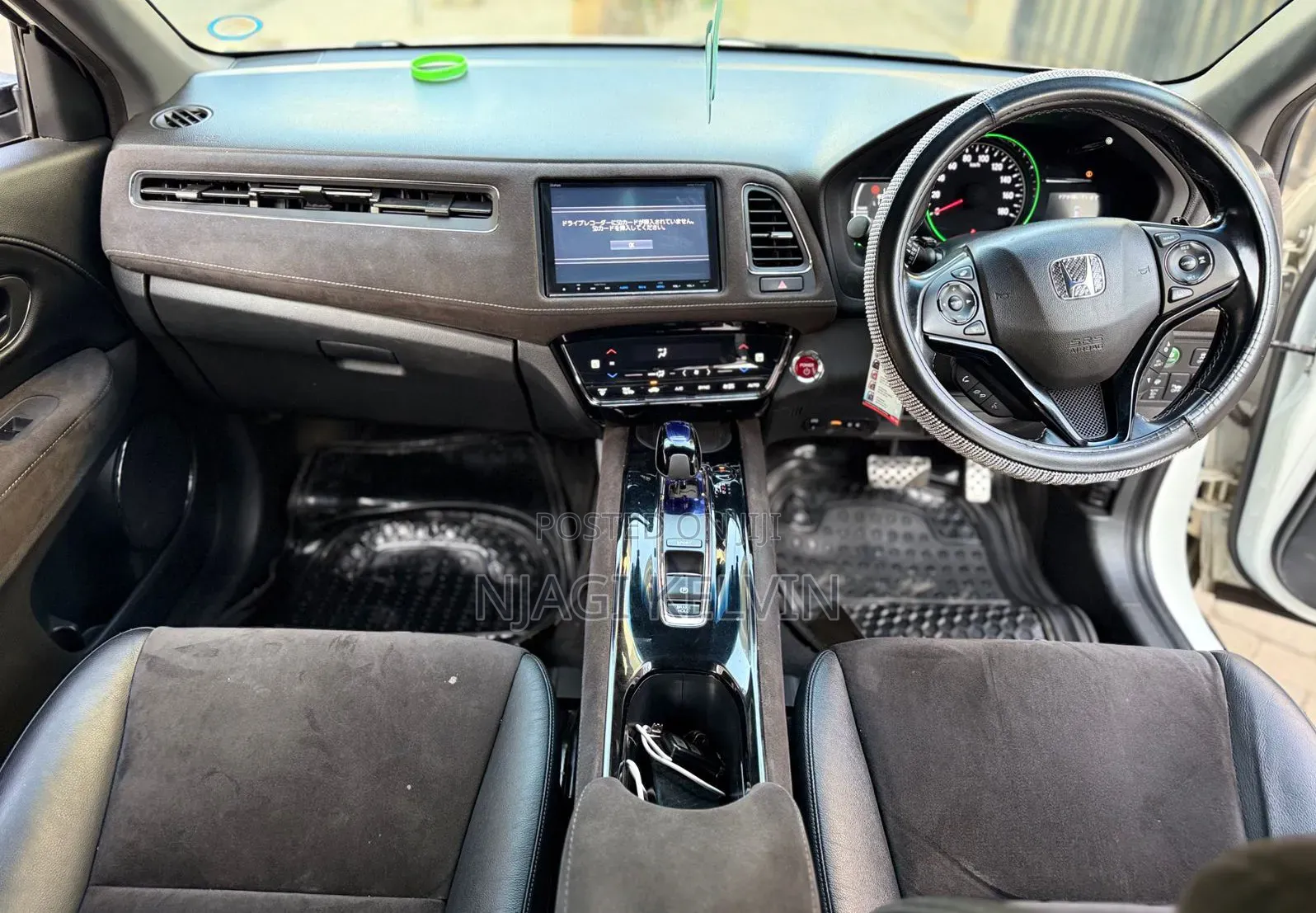 Honda Vezel 2018 Pearl