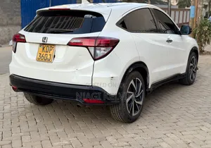 Honda Vezel 2018 Pearl
