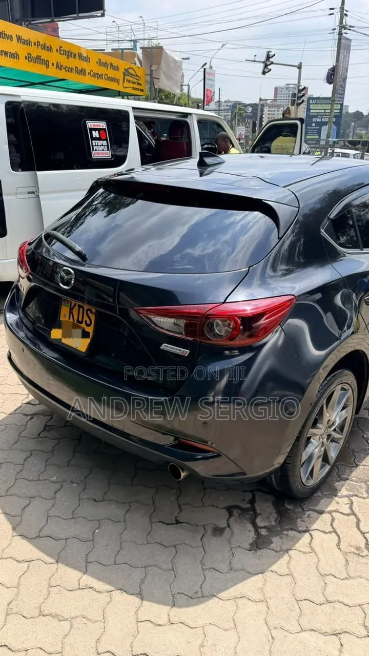 Mazda Axela 2016 Blue