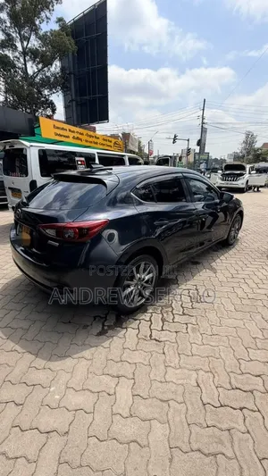 Mazda Axela 2016 Blue