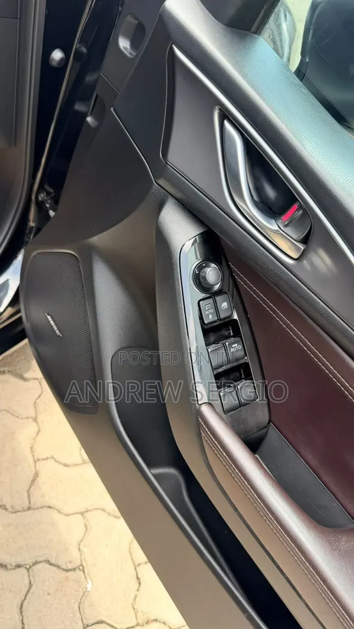 Mazda Axela 2016 Blue