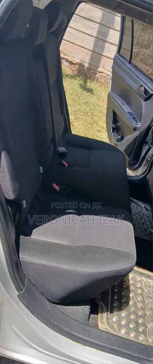 Toyota Corolla Fielder 2016 Silver