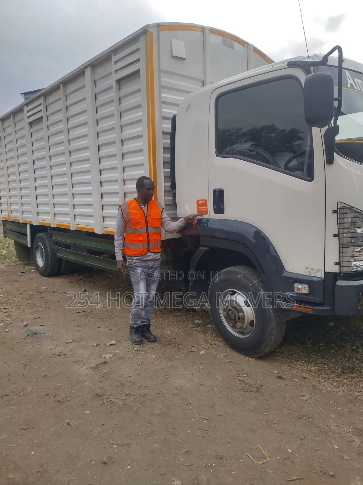 Reliable Movers Services / Transport Services.24/7 Availability
