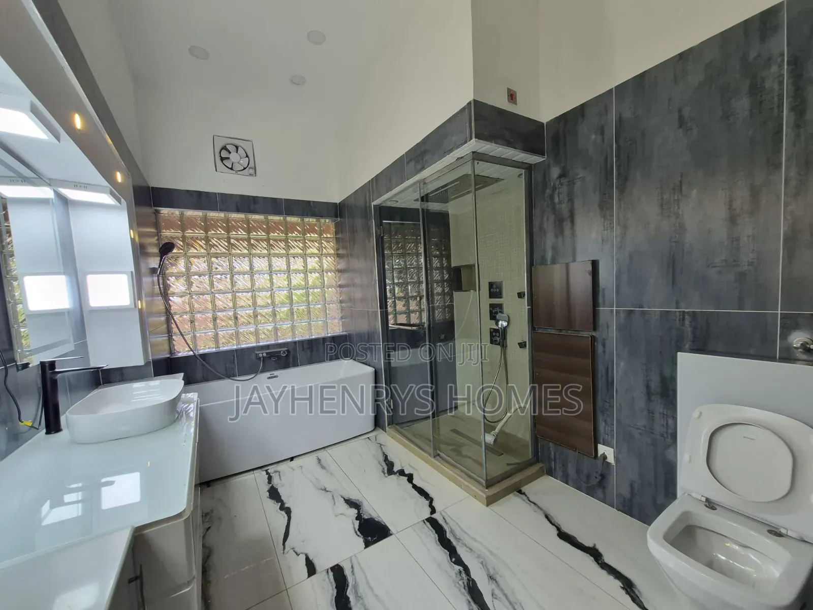 5bdrm Villa in Runda for rent
